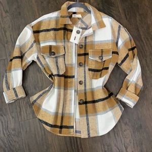 NEW Fashion Nova Oversized Flannel Top in size S.